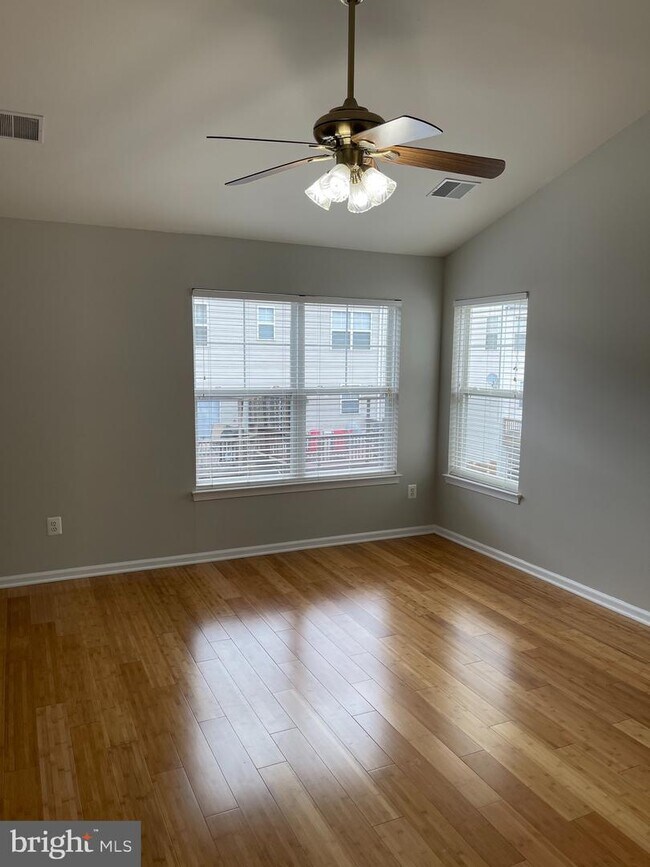 Foto del edificio - 43632 Obrien Square