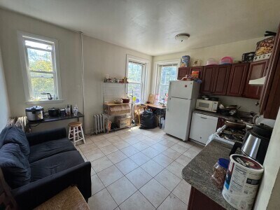 Foto principal - 736 Washington St