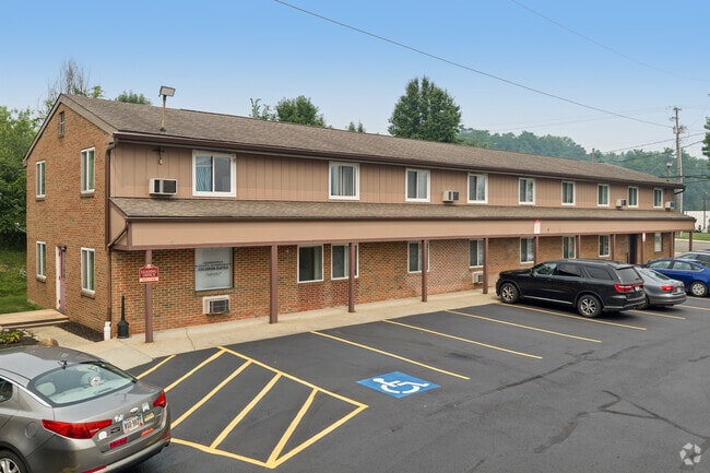 Building Photo - Celeron Suites