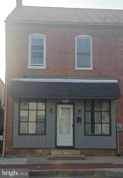 Foto principal - 613 N Market St