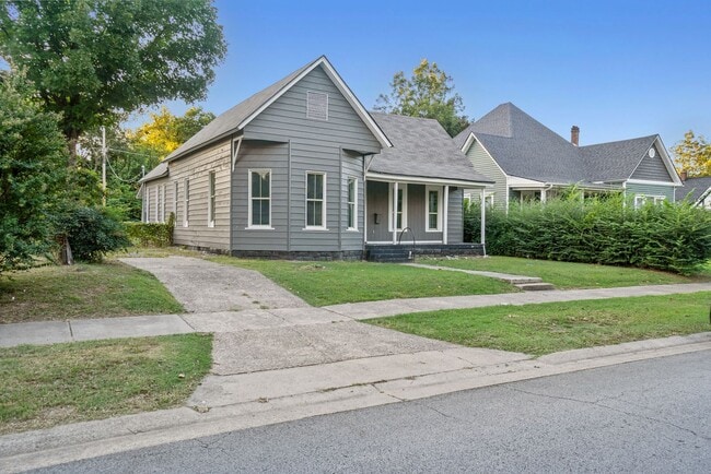 Building Photo - Beautiful 3 Bed / 2 Bath Home in Fort Smith