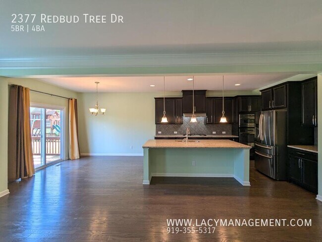 Foto del edificio - 2377 Redbud Tree Dr