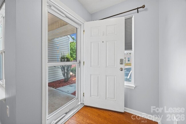Building Photo - 2052 Shady Pond Dr