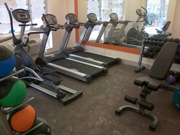 Gimnasio - 58 Bushwick Ave