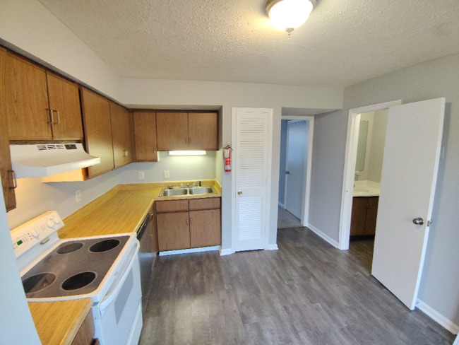 Building Photo - 81 Duiguid Dr