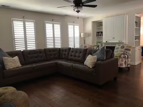 Sala de estar - 23166 Bridgeway Ct E