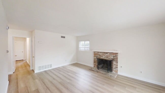 Building Photo - 511 Palermo Way