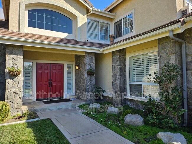 Building Photo - 5799 Johnston Pl