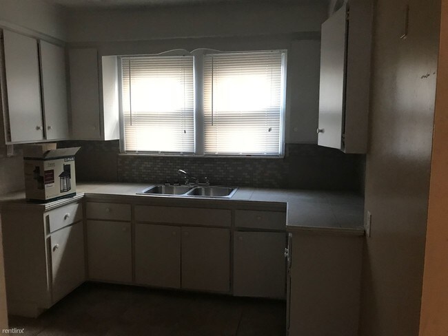 Foto del edificio - 5926 Haverhill St