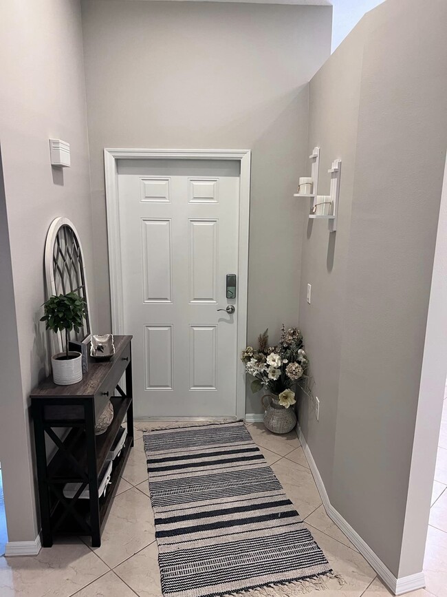 Entrance Hallway - 6655 Huntington Lakes Cir