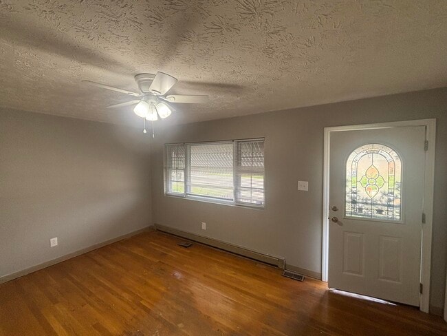 Building Photo - 1840 Costigan Dr