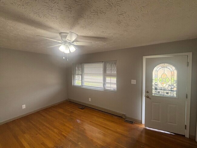 Foto del edificio - 1840 Costigan Dr