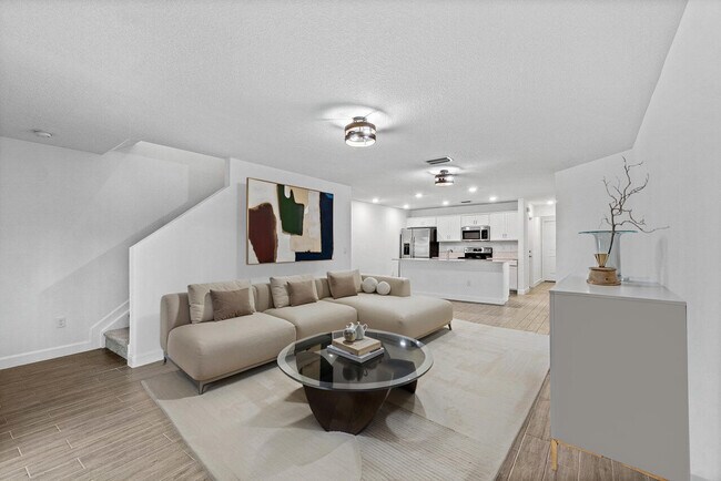 Foto del edificio - 6001 Woods Edge Cir