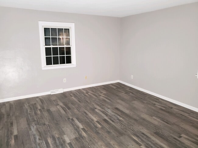Master Bedroom - 315 Maidenblush Dr
