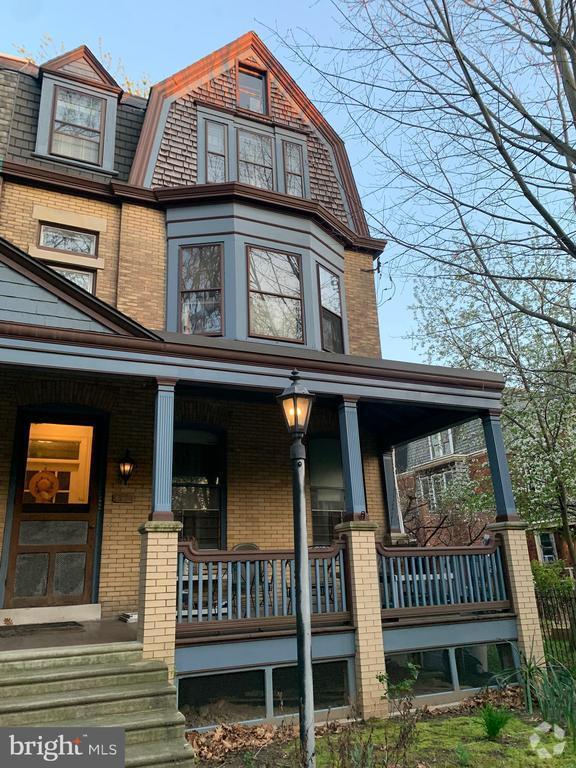 Building Photo - 4720 Windsor Ave
