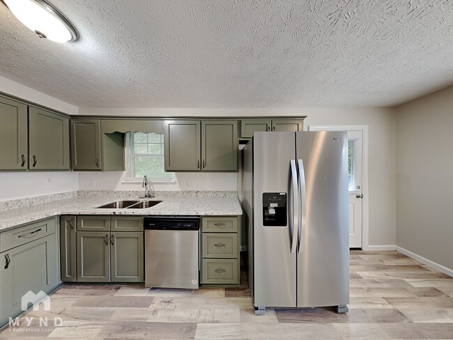 Building Photo - 381 Cottonwood Loop