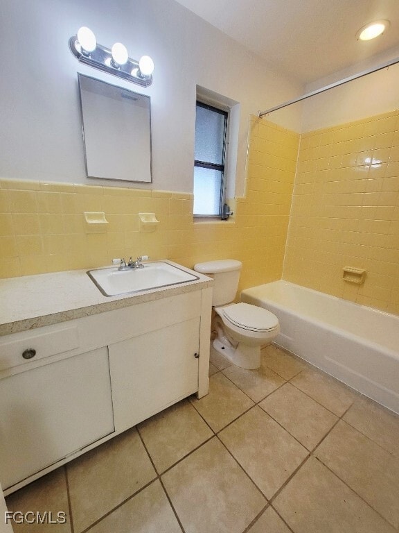 Building Photo - 25 Maple Ave N