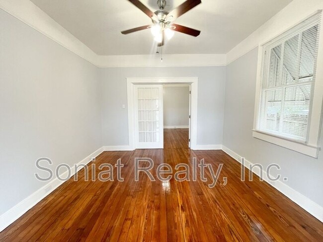 Photo - 1668 Agriculture St House