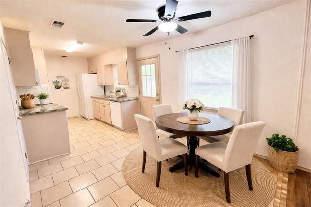 Foto del edificio - 1105 Springdale Rd