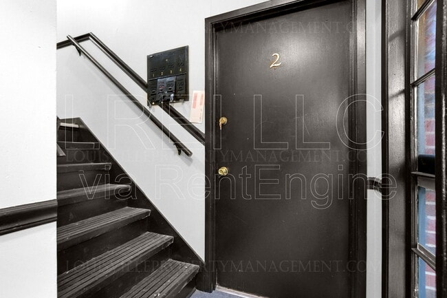 Photo - 2421 Lindsay Ave Apartment