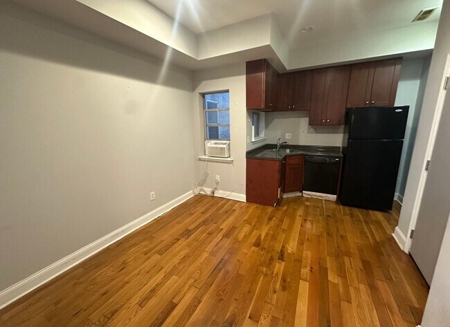 Foto del edificio - 1603 W Diamond St