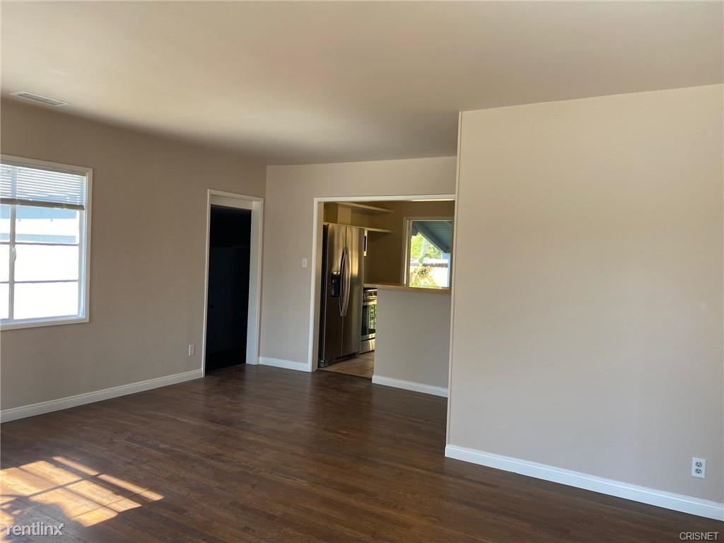 Foto principal - 2 br, 1 bath House - 17455 Bullock St