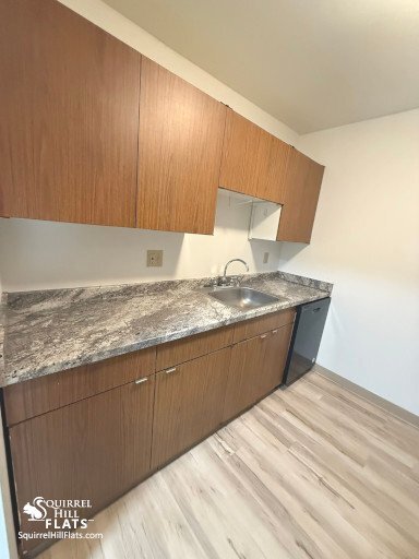 Foto del edificio - 6350 Forward Ave