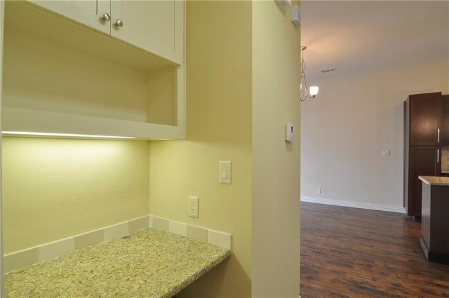 Building Photo - 5232 Colleyville Blvd