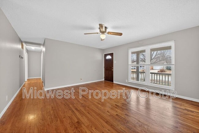 Building Photo - 2244 Millvalley Dr