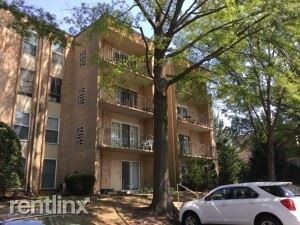 Foto del edificio - 11903 Parklawn Dr