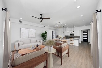 Building Photo - 4133 E Toliver St