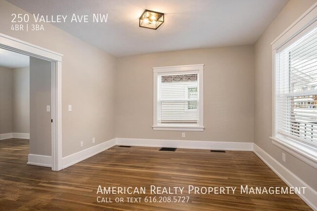 Foto del edificio - 250 Valley Ave NW