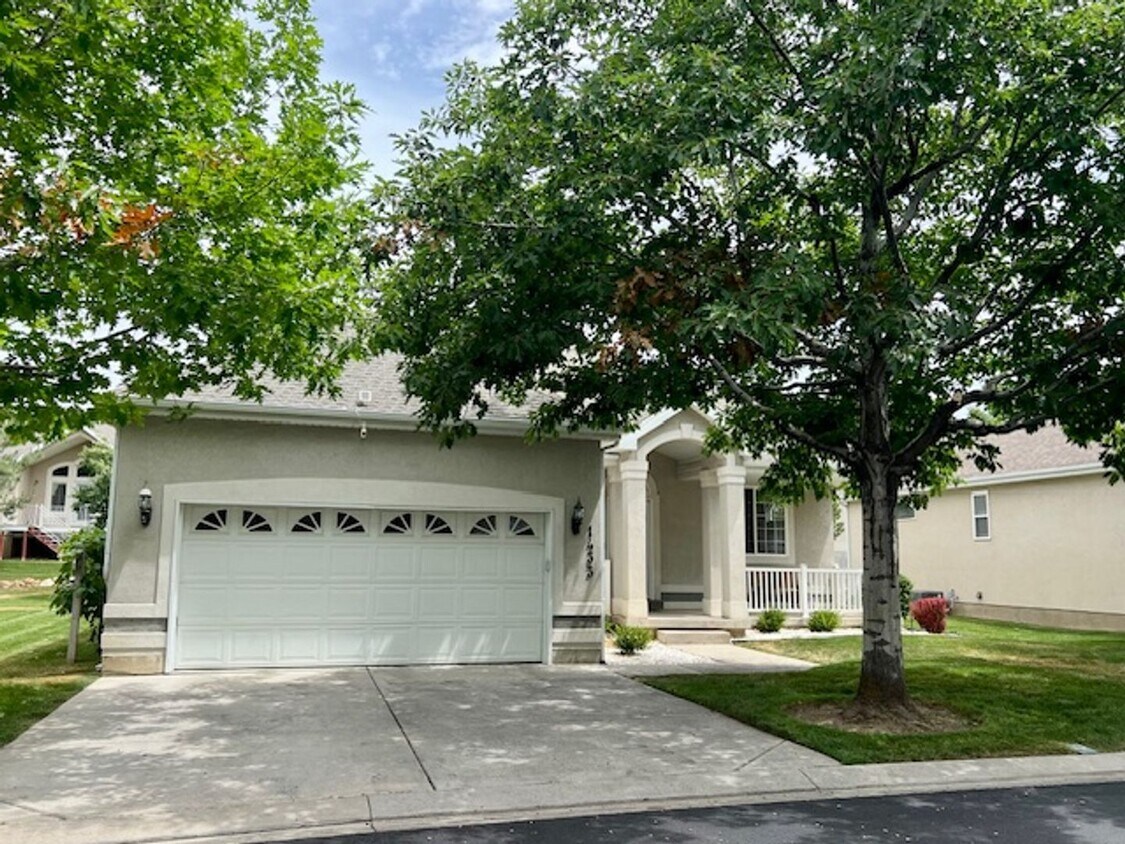 Foto principal - House for Rent in the Gated Community of W...