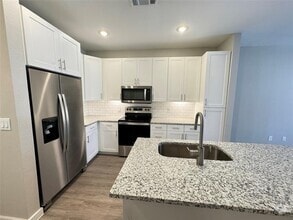 Building Photo - 5131 Williams Way Blvd