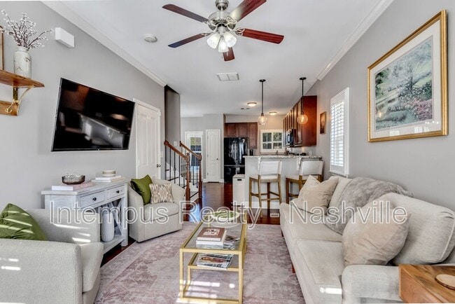 Building Photo - 1128 Woodbury Falls Ct