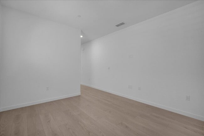 Building Photo - 12658 Rosefinch Wy