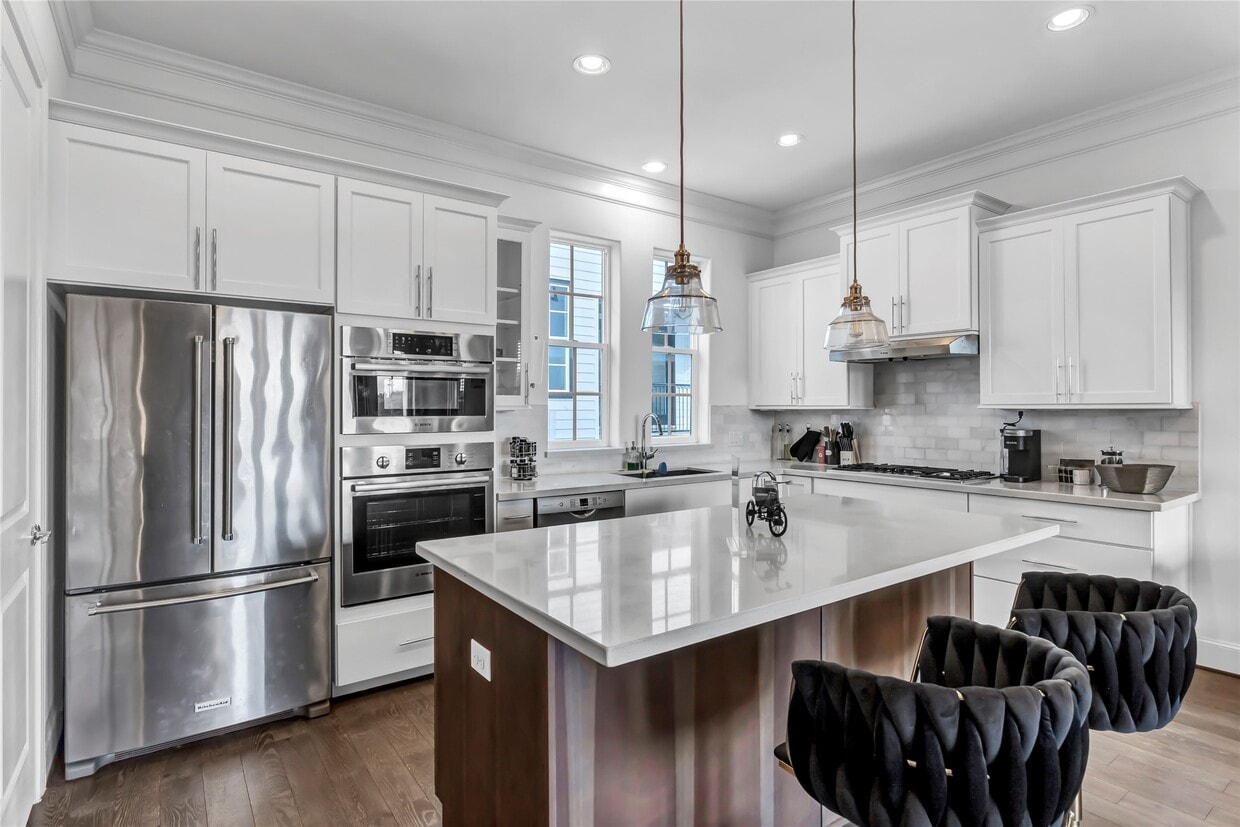 Foto del edificio - 4128 Willowbend Blvd