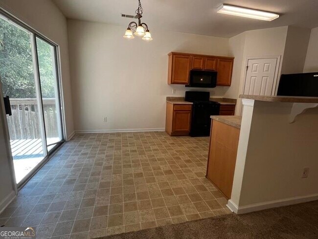 Building Photo - 2683 Winslow Ridge Dr NE