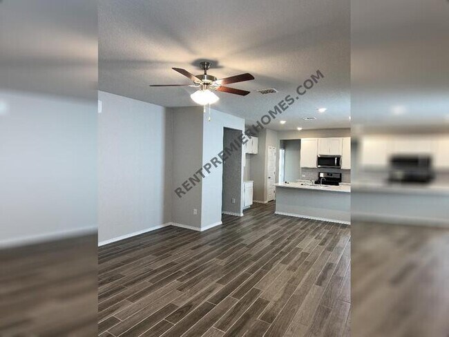 Foto del edificio - 220 Kinsley Wy