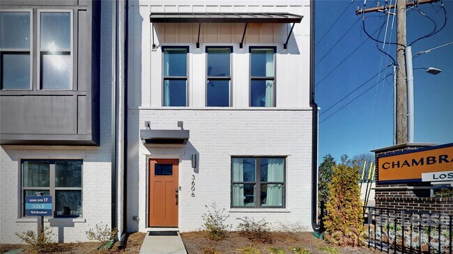 Foto del edificio - 3606 S Tryon St