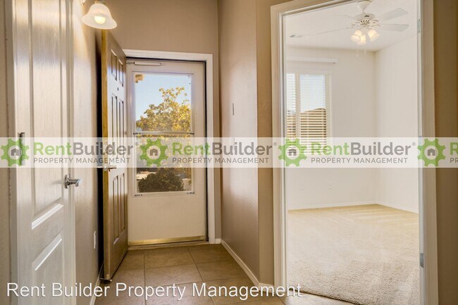 Foto del edificio - 2 br, 2 bath House - 1027 Desert Willow Ct.