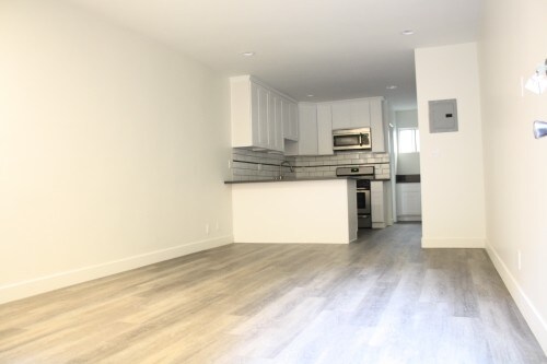 Foto del edificio - 1240 W. 29th St.