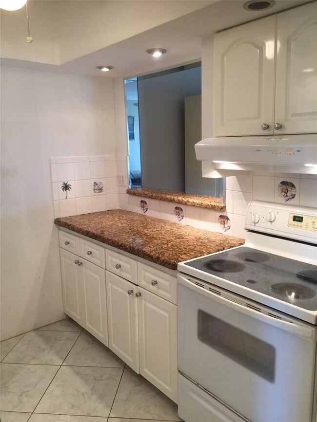 Foto del edificio - 630 Layne Blvd