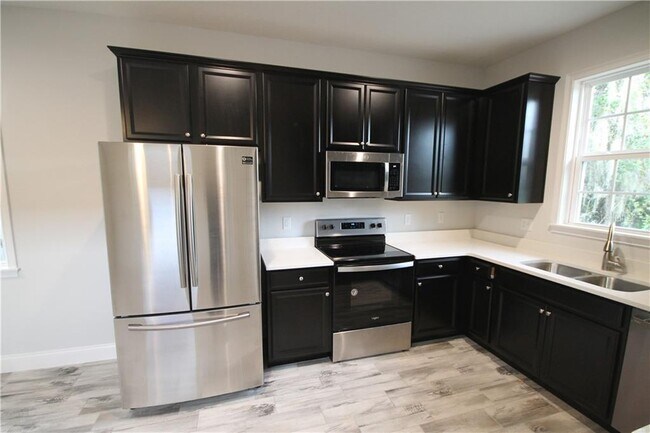 Foto del edificio - 722 E Broadway St