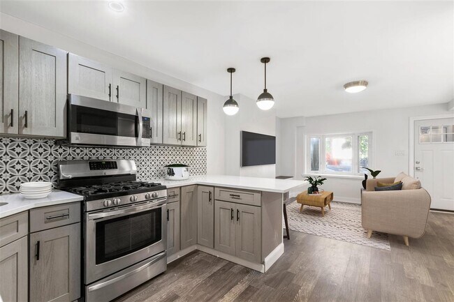 Foto del edificio - 185 Belmont Ave