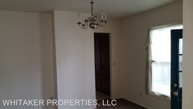 Building Photo - 245-247 Bierce Ave