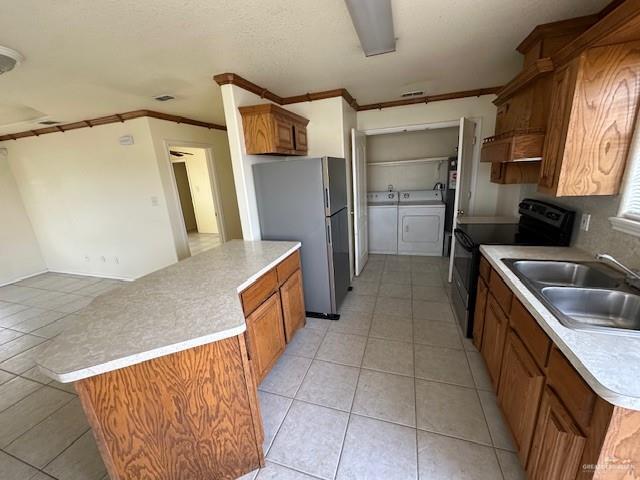 Building Photo - 20 West Dr