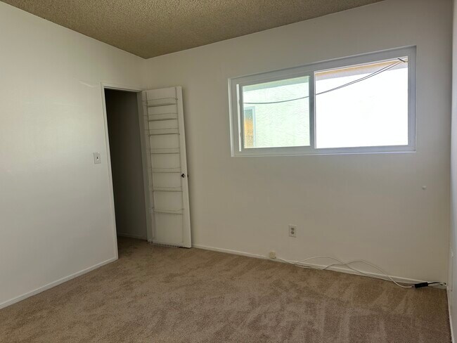 Foto del edificio - 1642 Carlson Ln