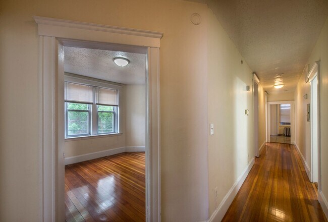 Foto del edificio - 2-BED Allston Village