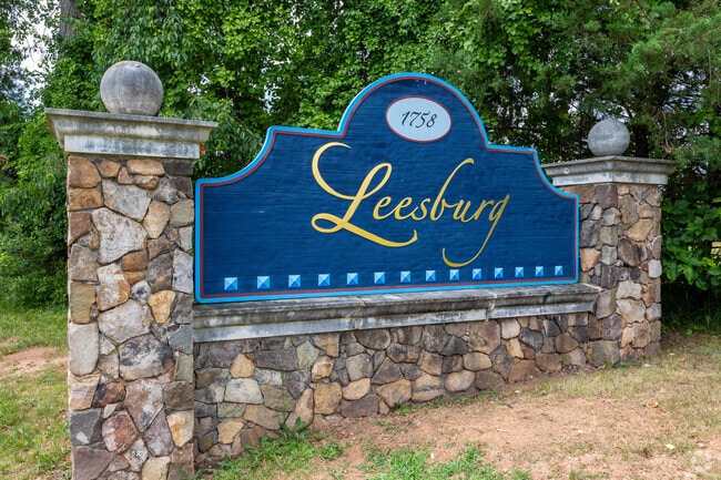 Leesburg welcomes you.